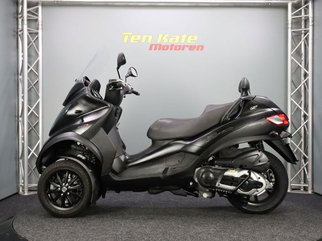 piaggio - mp3-400