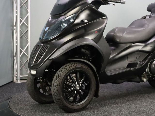 piaggio - mp3-400