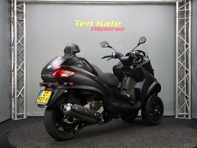 piaggio - mp3-400