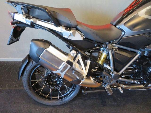 bmw - r-1250-gs-triple-black