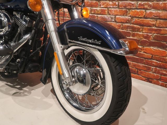 harley-davidson - heritage-softail-classic-flstc