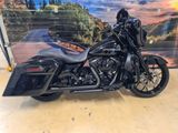 HARLEY-DAVIDSON STREET GLIDE FLHX