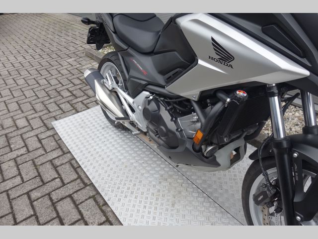 honda - nc-750-x-abs