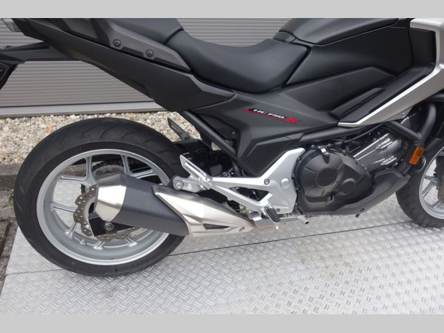 honda - nc-750-x-abs