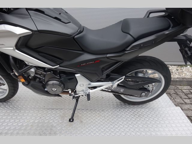 honda - nc-750-x-abs