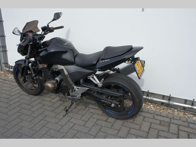 kawasaki - z-750
