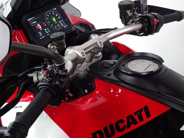 ducati - multistrada-v4-pikes-peak