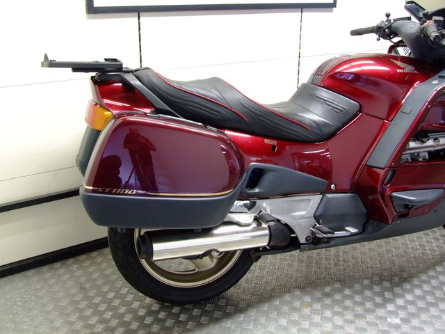 honda - st-1300-pan-european-abs