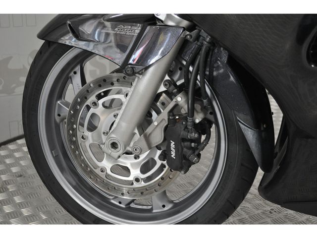 honda - st-1300-pan-european