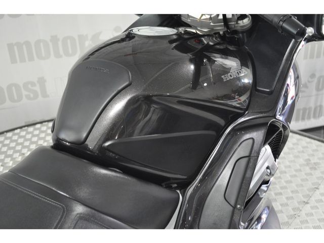 honda - st-1300-pan-european