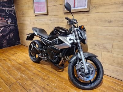 YAMAHA XJ 6 ABS – foto 3