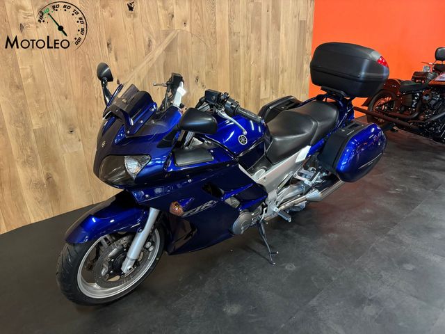 yamaha - fjr-1300