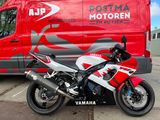 YAMAHA YZF R6