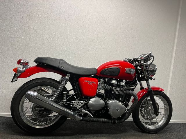 triumph - thruxton-900