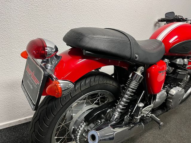 triumph - thruxton-900