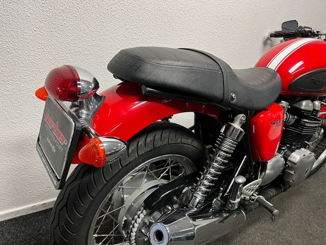 triumph - thruxton-900