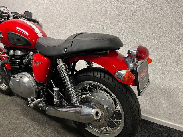 triumph - thruxton-900