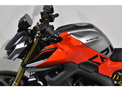 QJMOTOR SRK 800 – foto 4