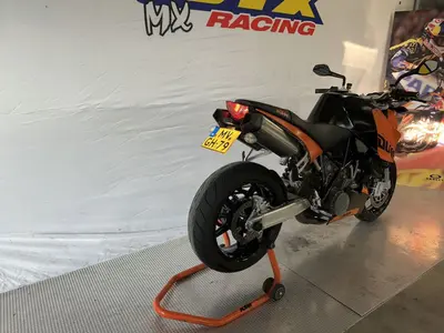 KTM 990 SUPER DUKE – foto 3