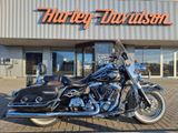 HARLEY-DAVIDSON ROAD KING CLASSIC FLHRC