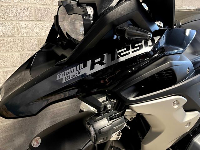 bmw - r-1250-gs-triple-black