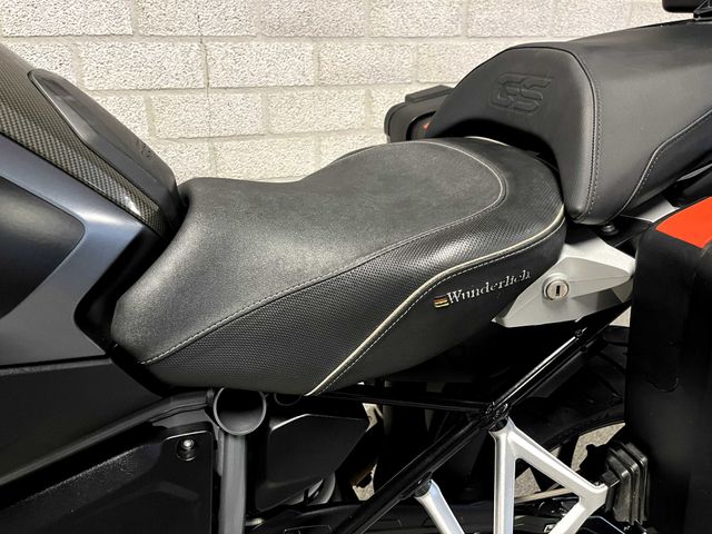 bmw - r-1250-gs-triple-black