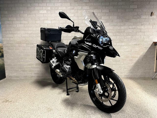 bmw - r-1250-gs-triple-black