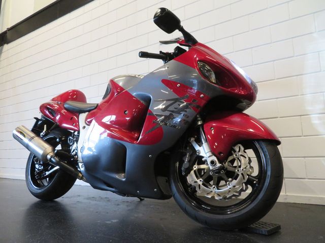 suzuki - gsx-r-1300-hayabusa