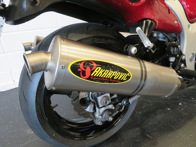 suzuki - gsx-r-1300-hayabusa