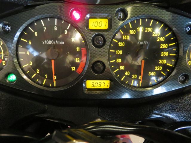 suzuki - gsx-r-1300-hayabusa