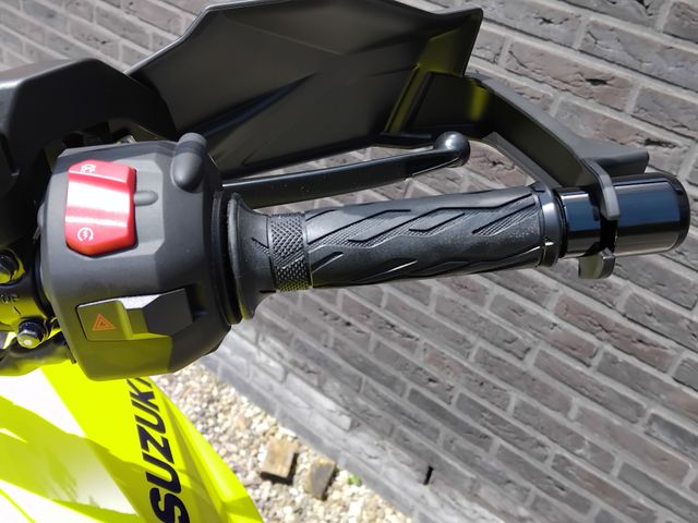 suzuki - v-strom-800-de