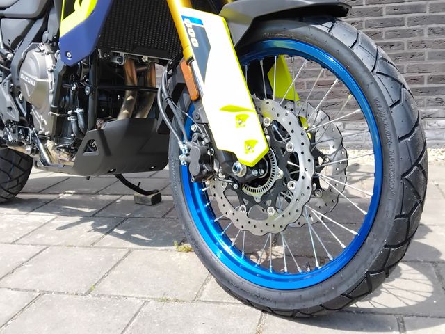 suzuki - v-strom-800-de