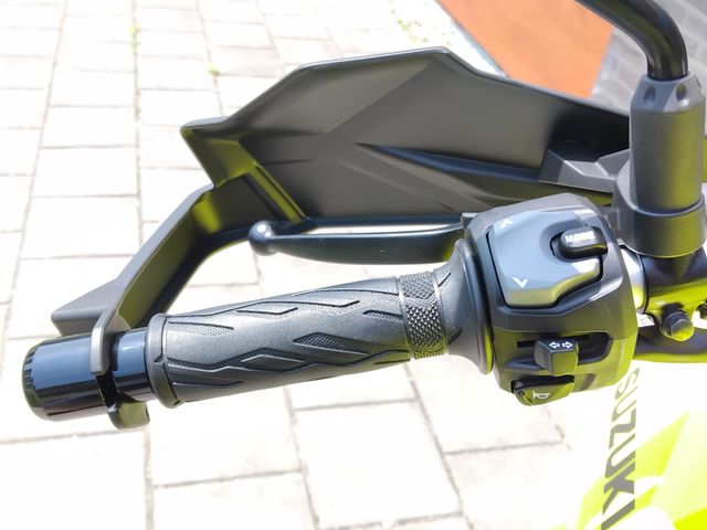 suzuki - v-strom-800-de