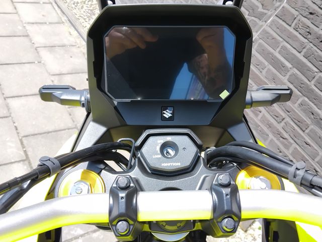 suzuki - v-strom-800-de