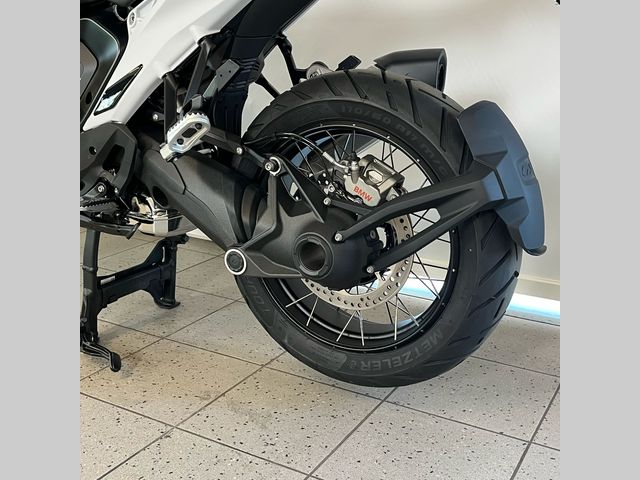bmw - r-1300-gs-trophy