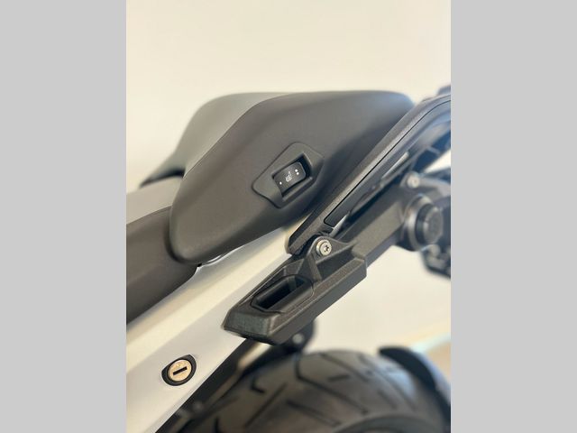 bmw - r-1300-gs-trophy