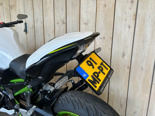 kawasaki - z900