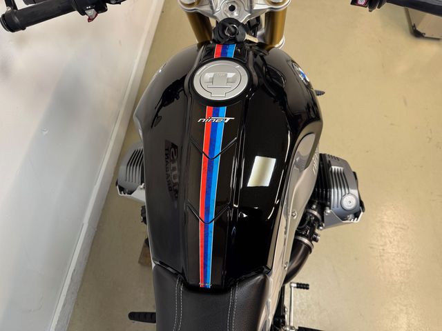 bmw - r-nine-t