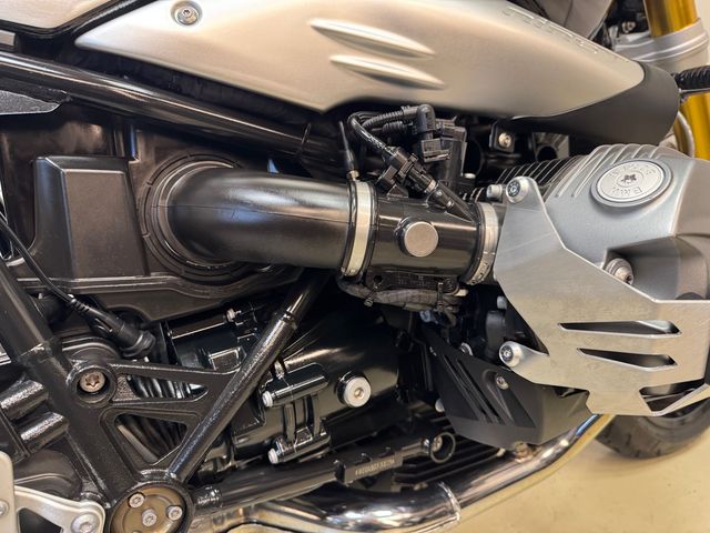 bmw - r-nine-t