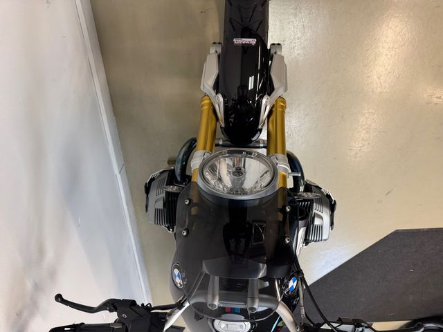 bmw - r-nine-t