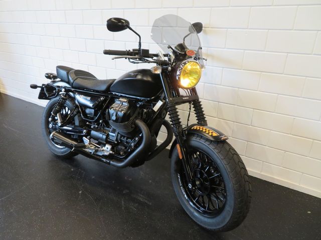 moto-guzzi - v-9-bobber-sport