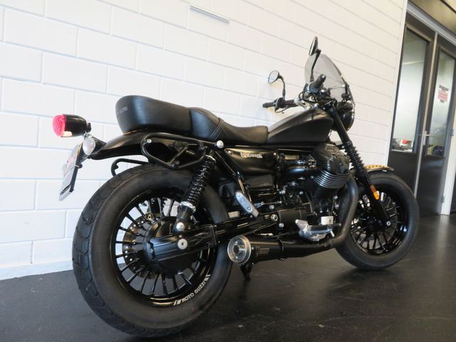 moto-guzzi - v-9-bobber-sport