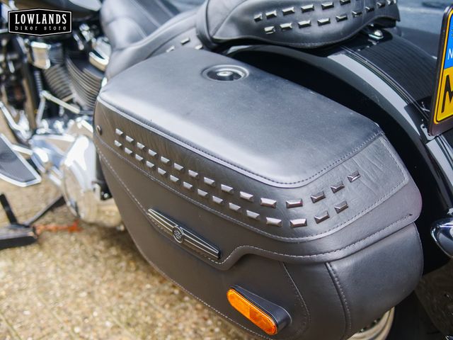harley-davidson - heritage-classic-softail-flhc