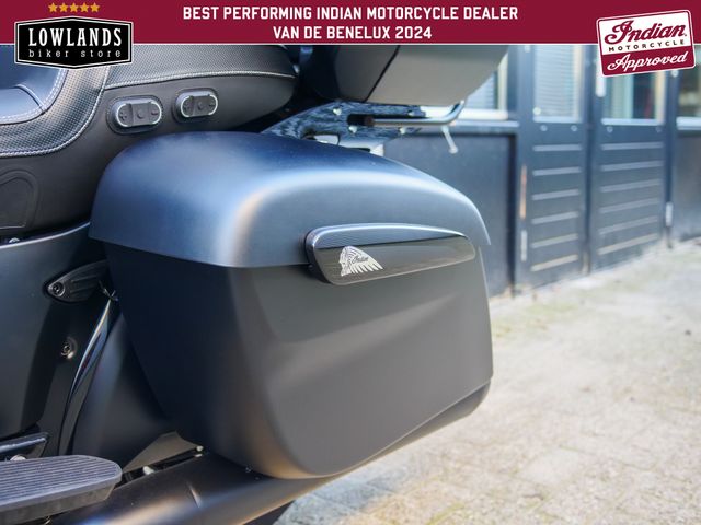 indian - roadmaster-dark-horse