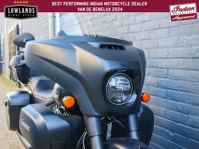 indian - roadmaster-dark-horse
