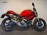 DUCATI MONSTER 696
