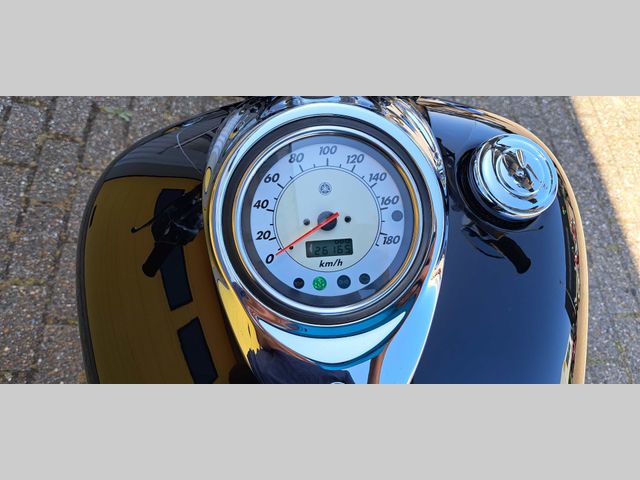 yamaha - xvs-1100-dragstar