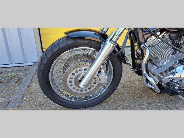 yamaha - xvs-1100-dragstar