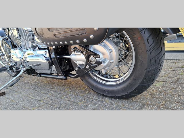 yamaha - xvs-1100-dragstar