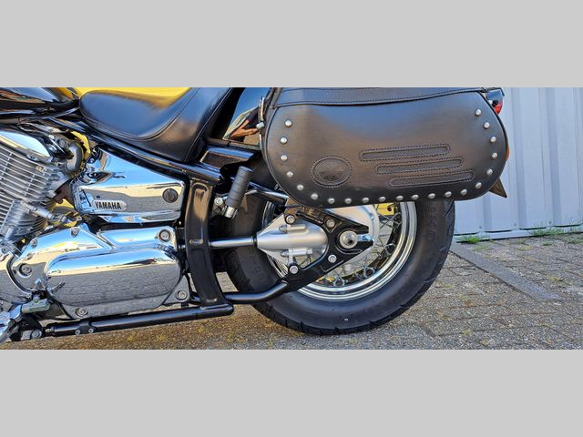 yamaha - xvs-1100-dragstar